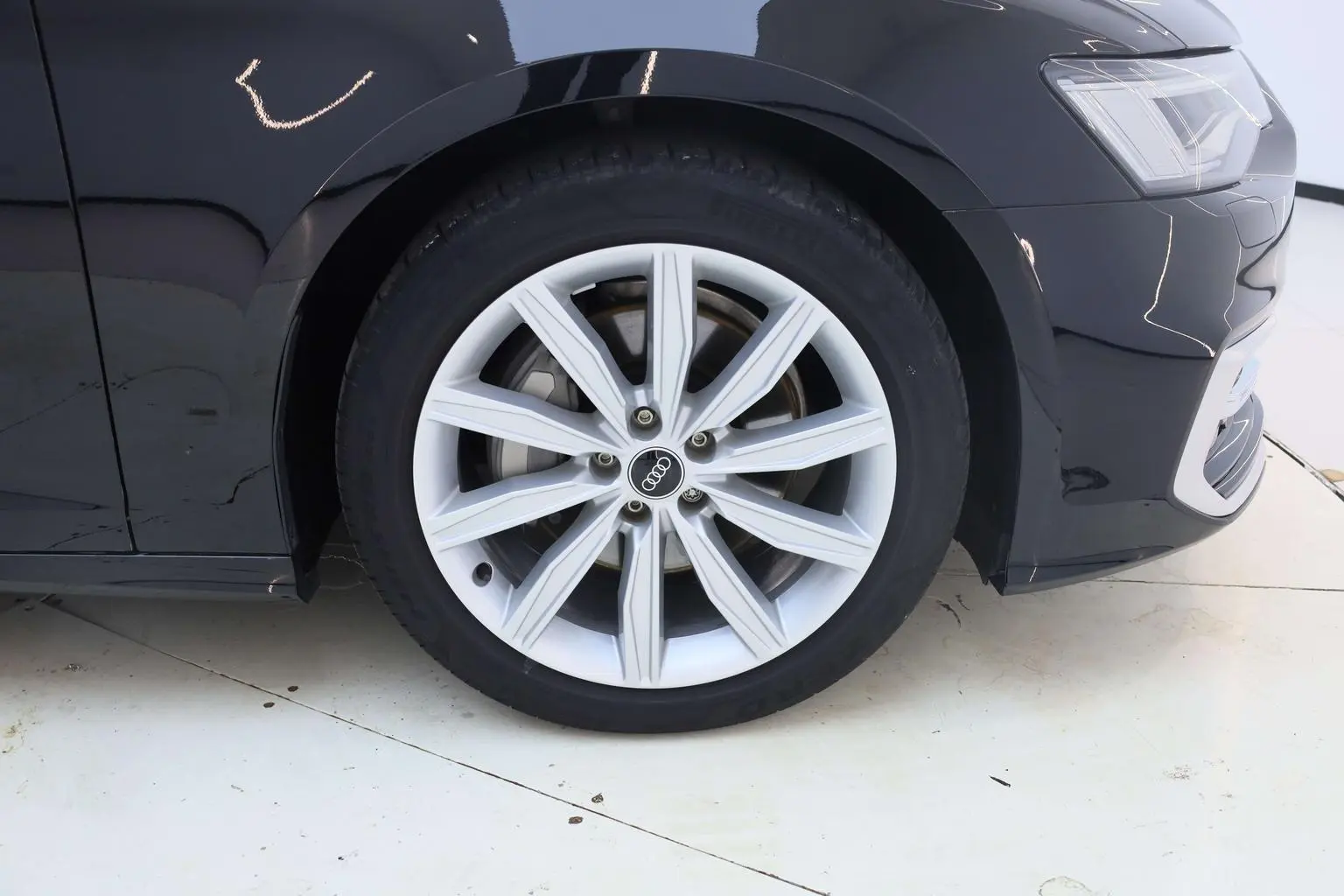 Audi A6L 2023 45 TFSI Select Dynamic