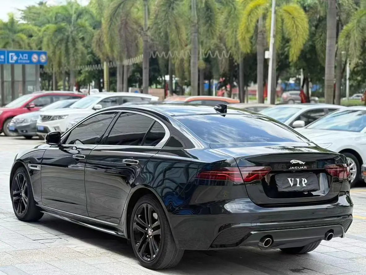 Jaguar XEL 2021 2.0T 200PS R-DYNAMIC Youth Sport