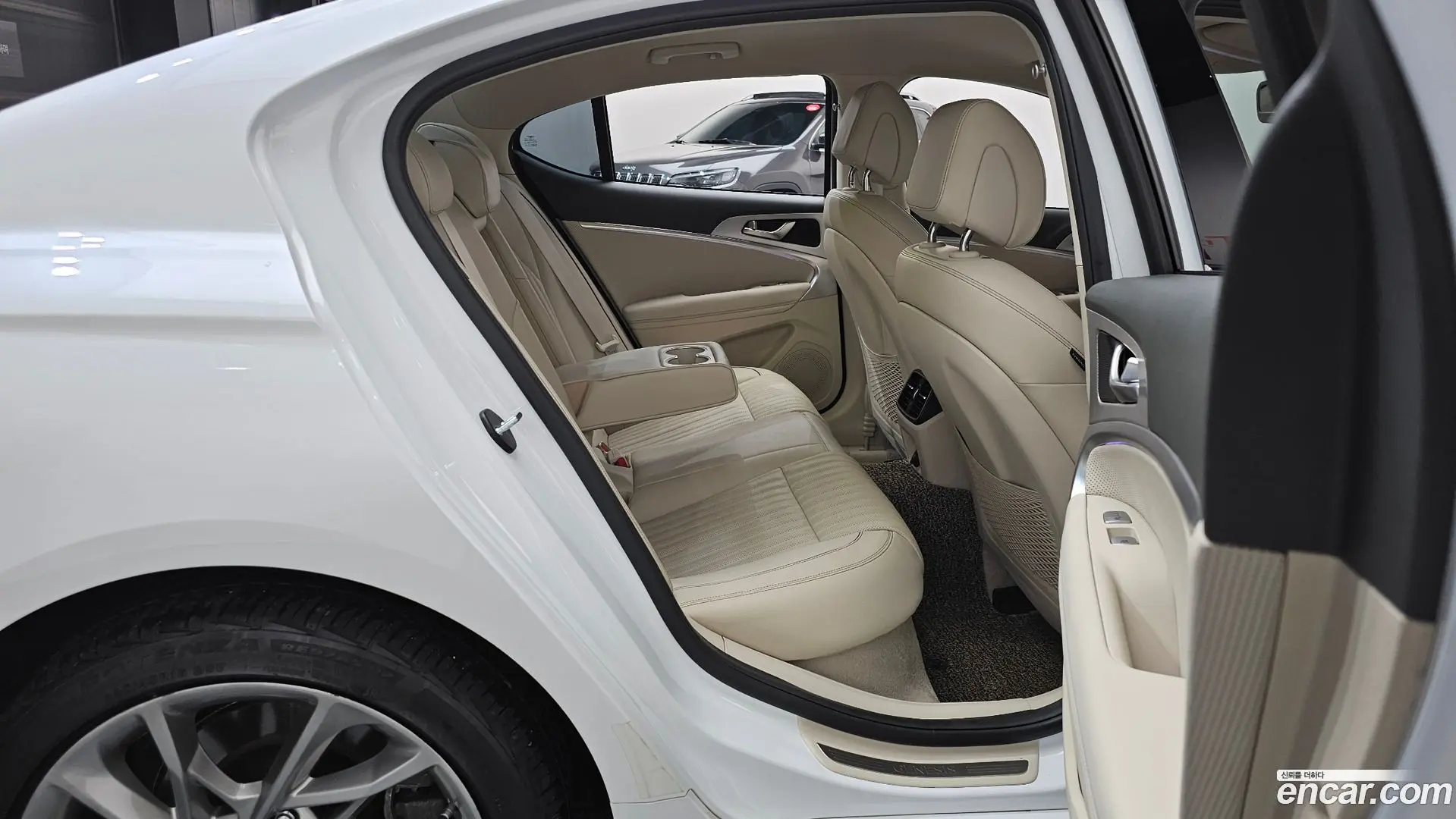 Genesis G70 Gasoline 2.0T 2WD