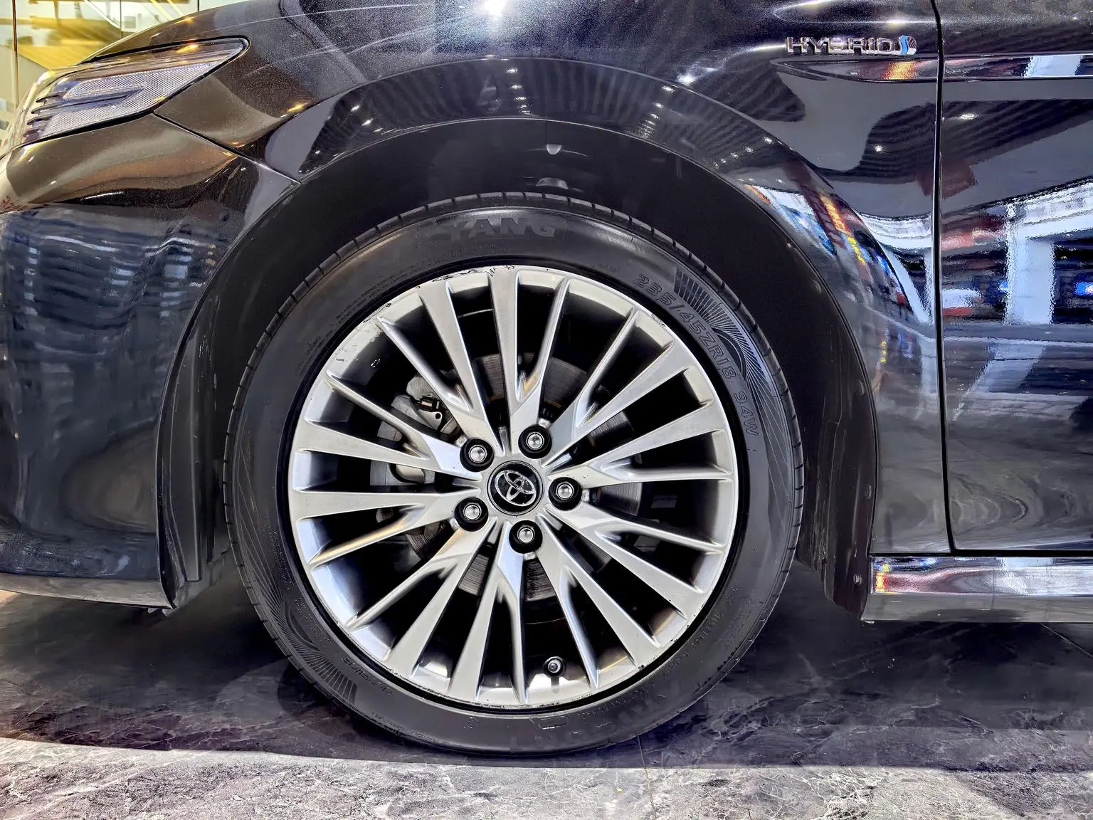 Toyota Camry 2019 Facelift Hybrid 2.5HG Luxury