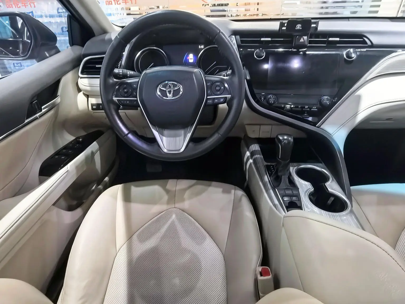 Toyota Camry 2019 Facelift Hybrid 2.5HG Luxury