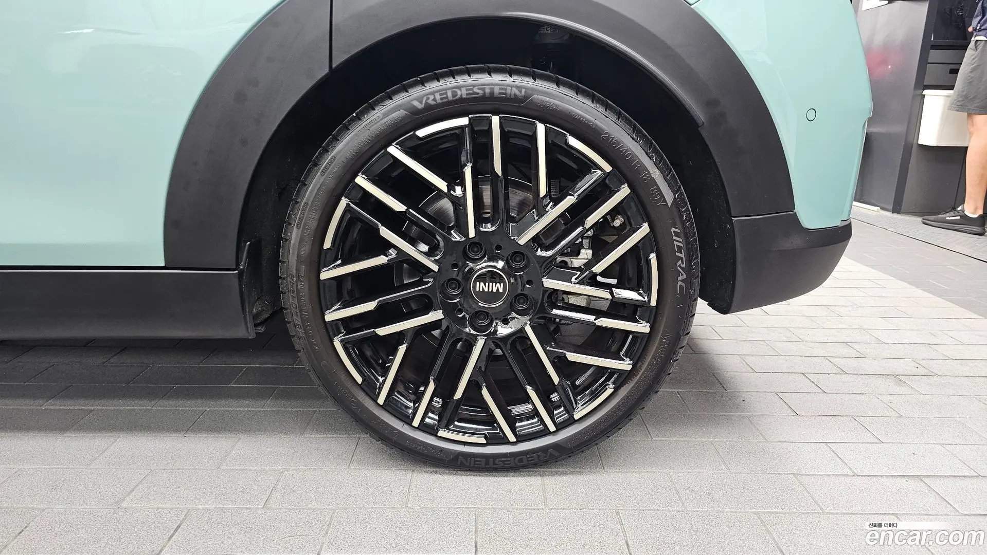 Mini Cooper 5 Door Favoured