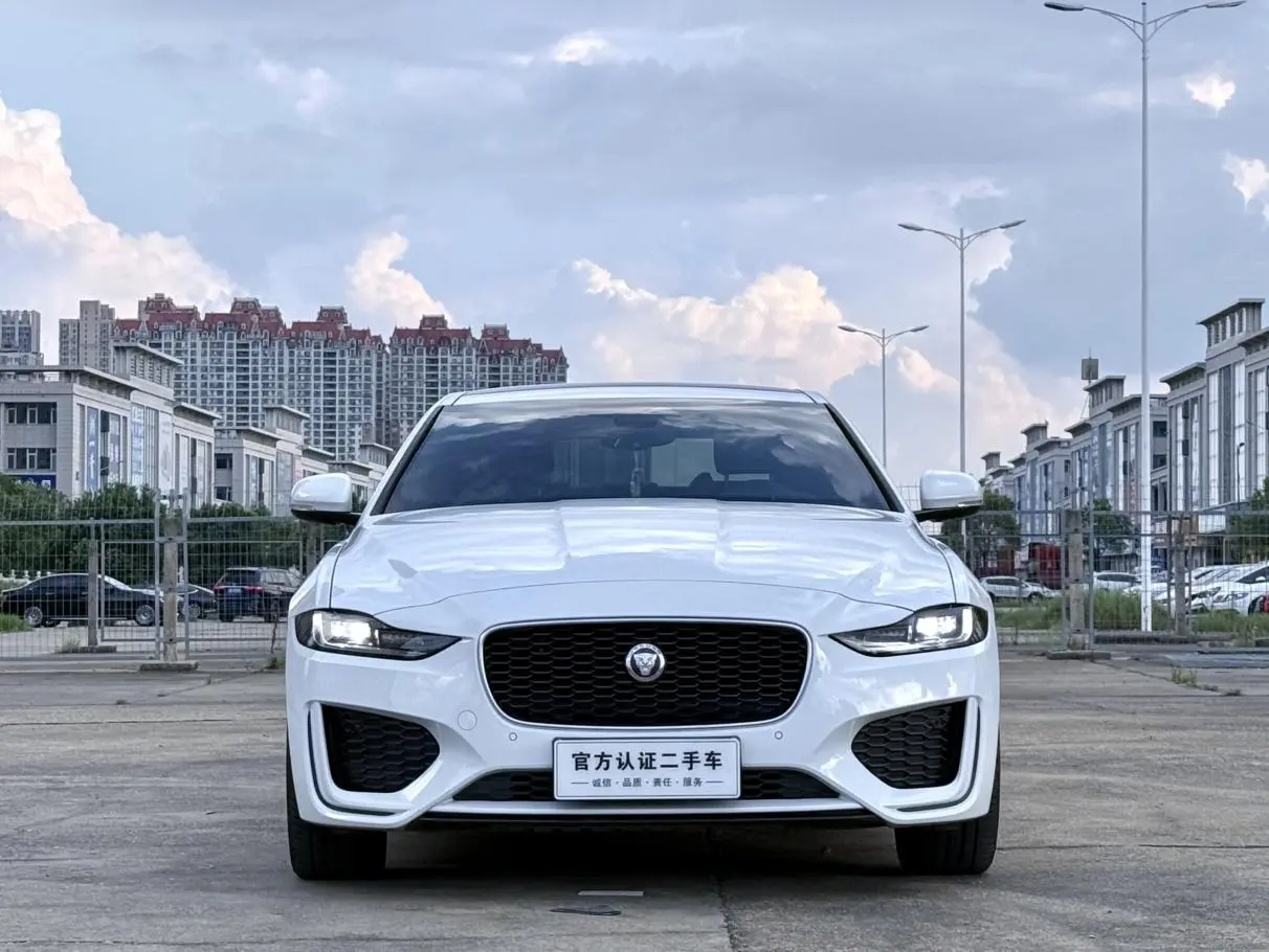 Jaguar XEL 2024 2.0T 250PS R-DYNAMIC S Progressive Sport