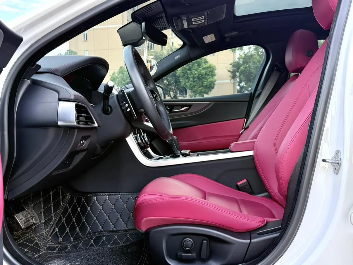 Jaguar XEL 2024 2.0T 250PS R-DYNAMIC S Progressive Sport
