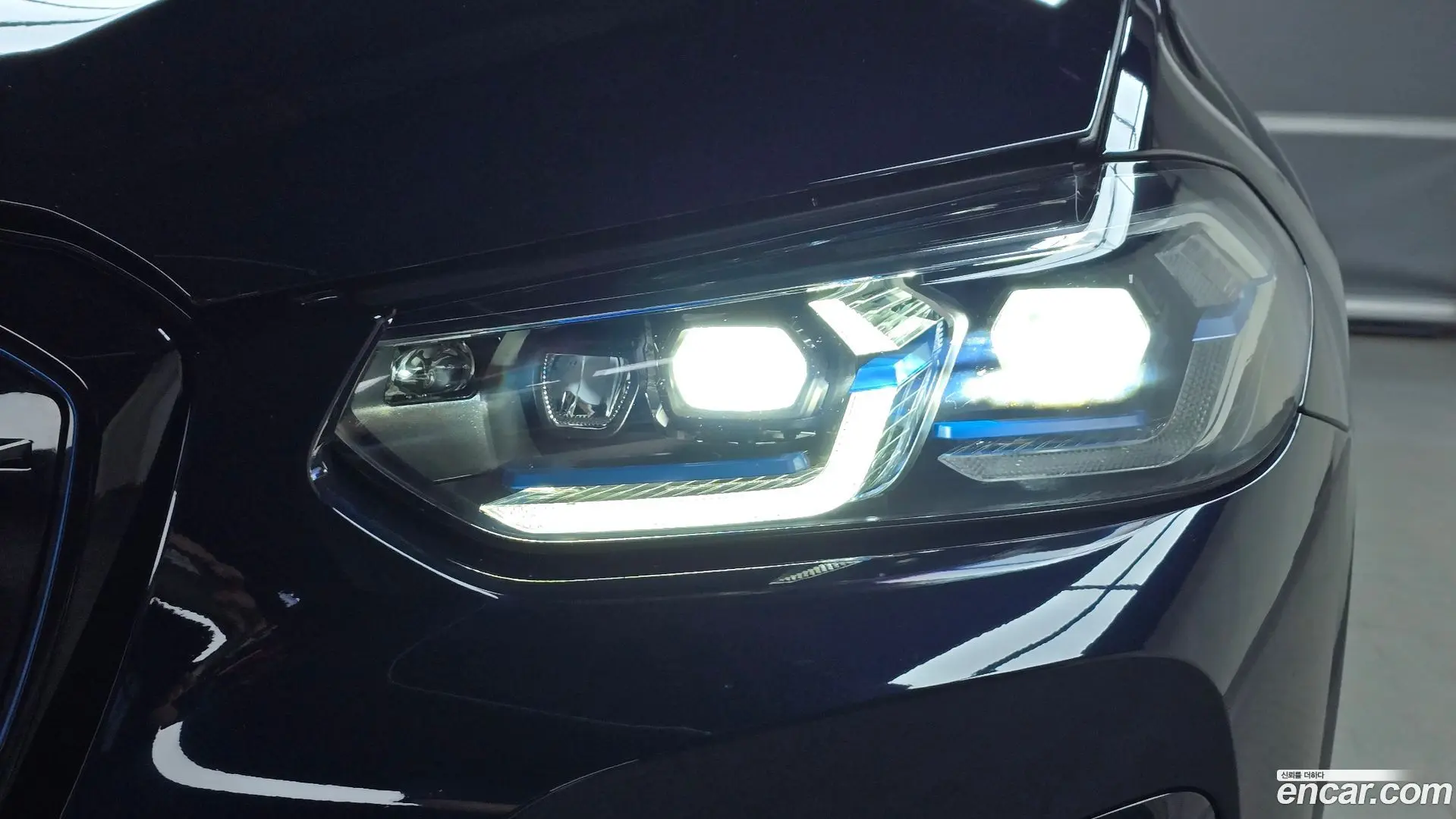 BMW iX3 M Sports 2024