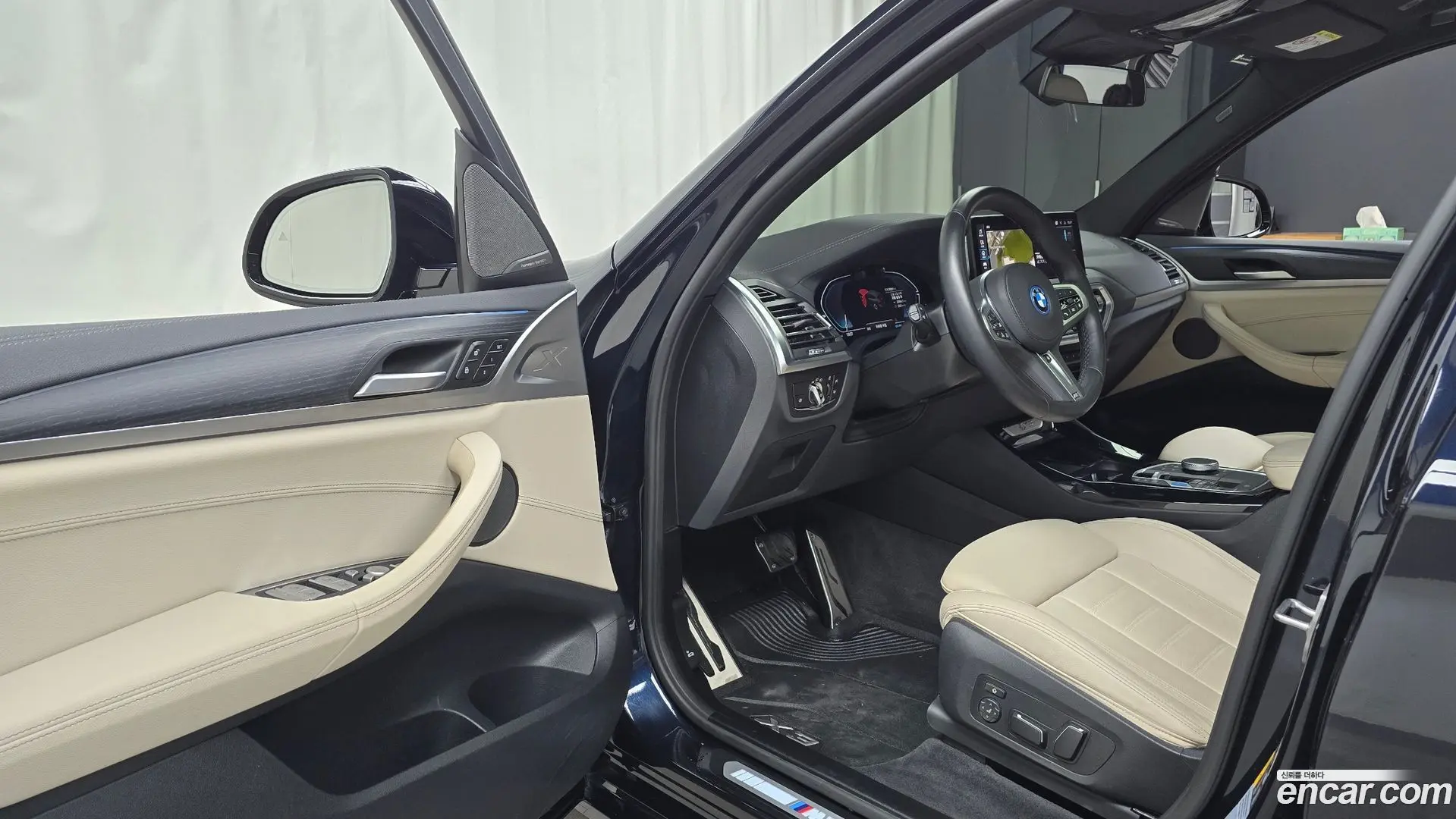 BMW iX3 M Sports 2024
