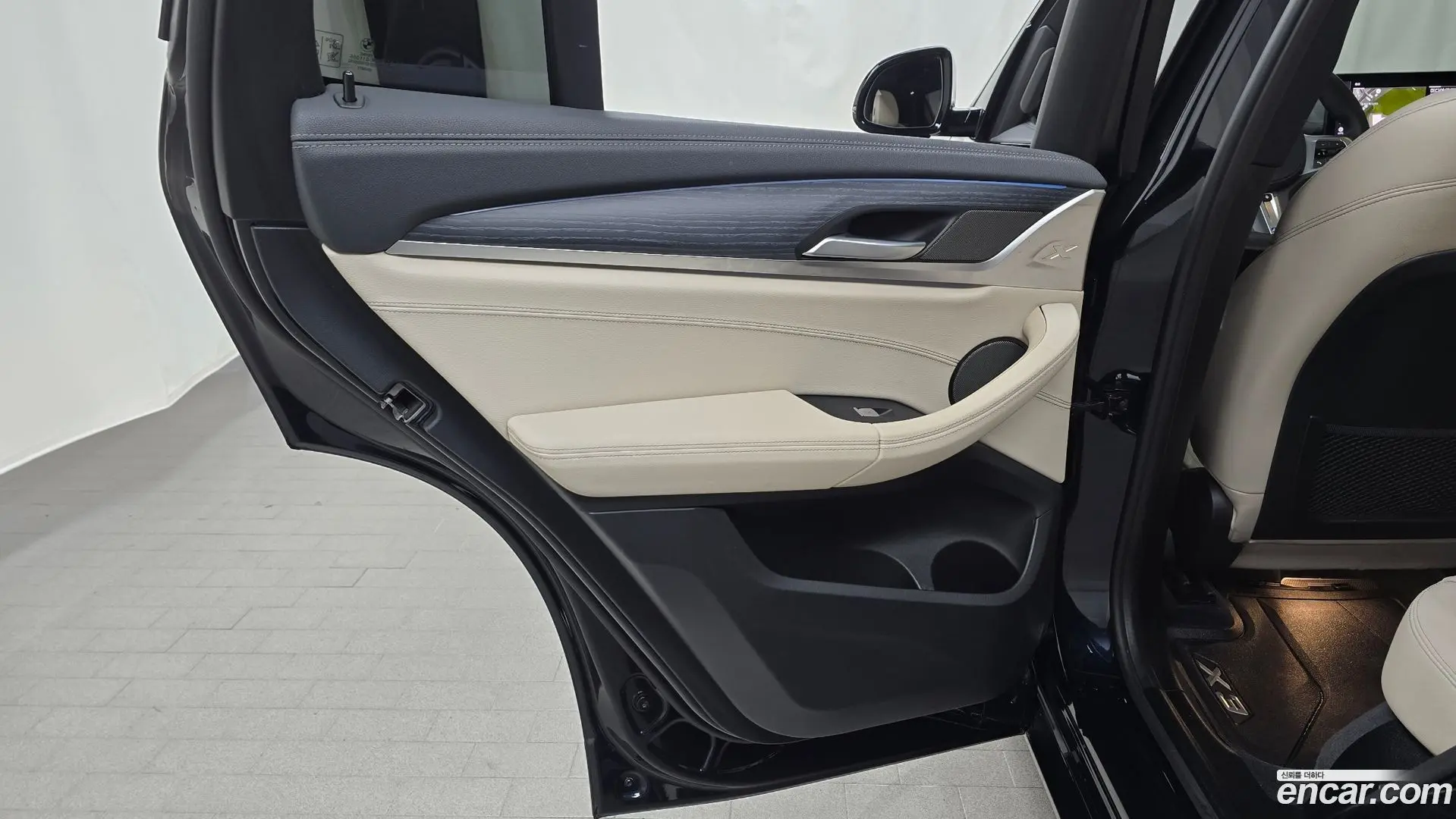 BMW iX3 M Sports 2024