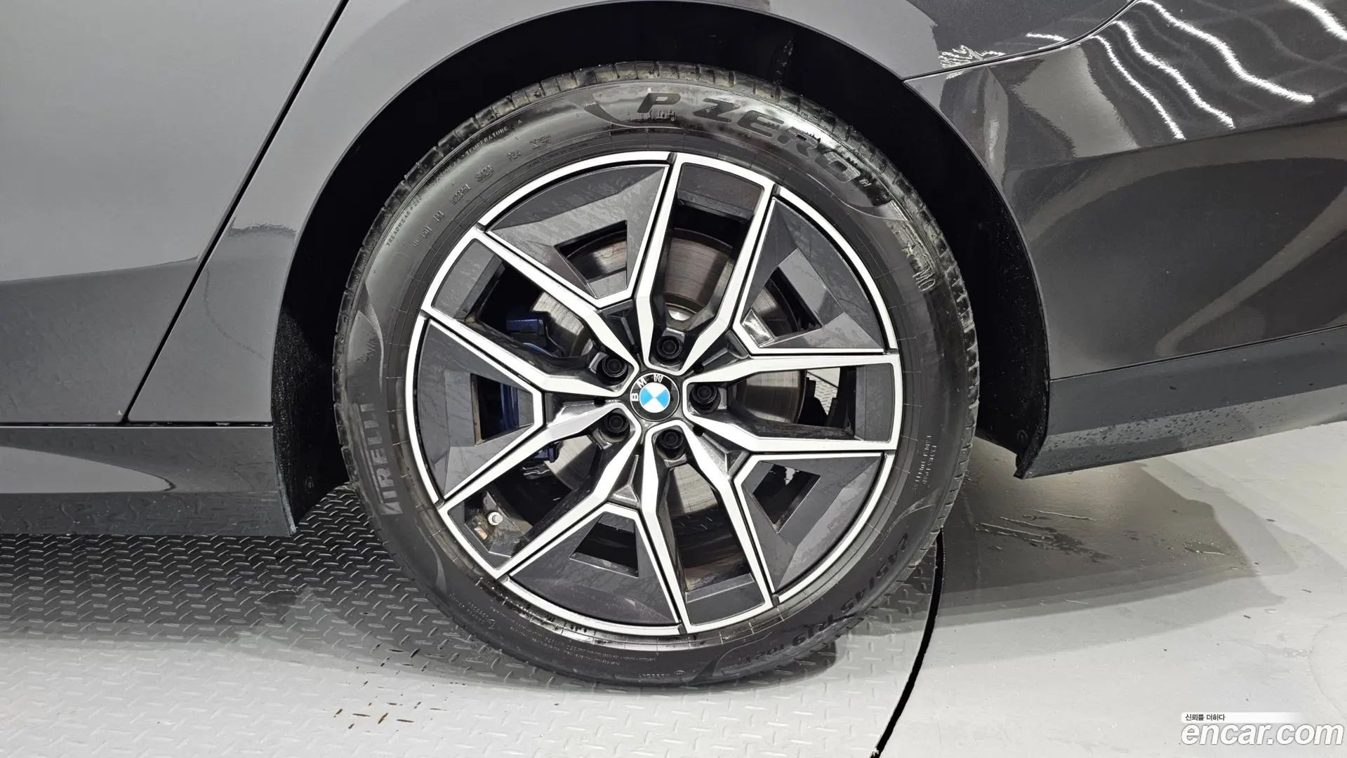BMW 5-Series 520i M Sport 2023