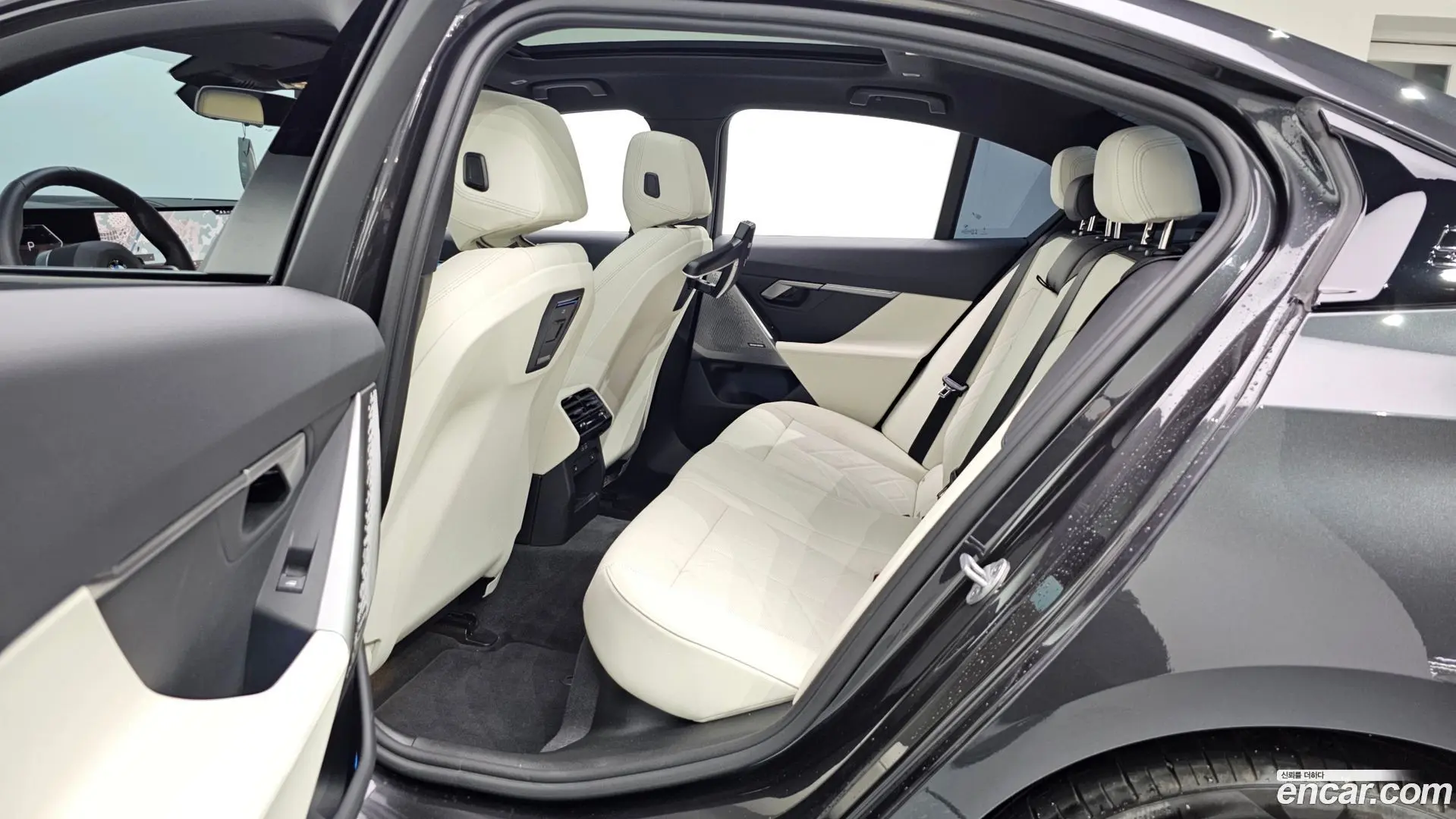 BMW 5-Series 520i M Sport 2023