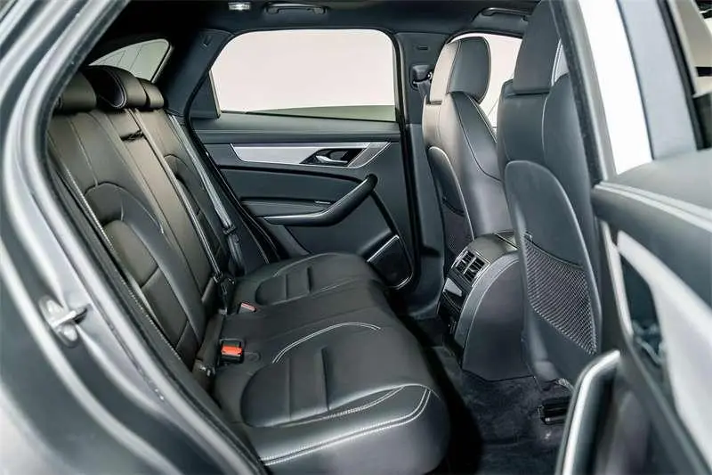 Jaguar F-PACE 2024 P250 R-Dynamic SE