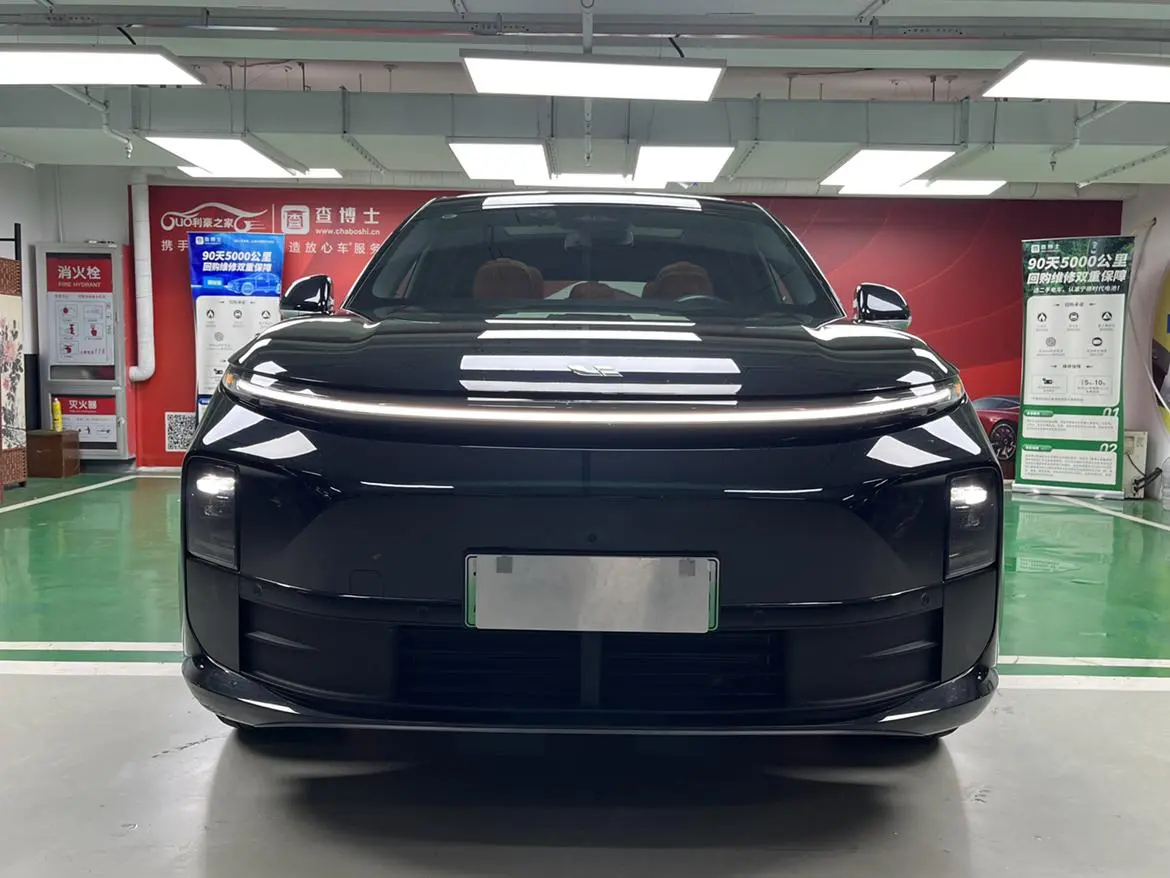 Li Auto L6 2024 Pro