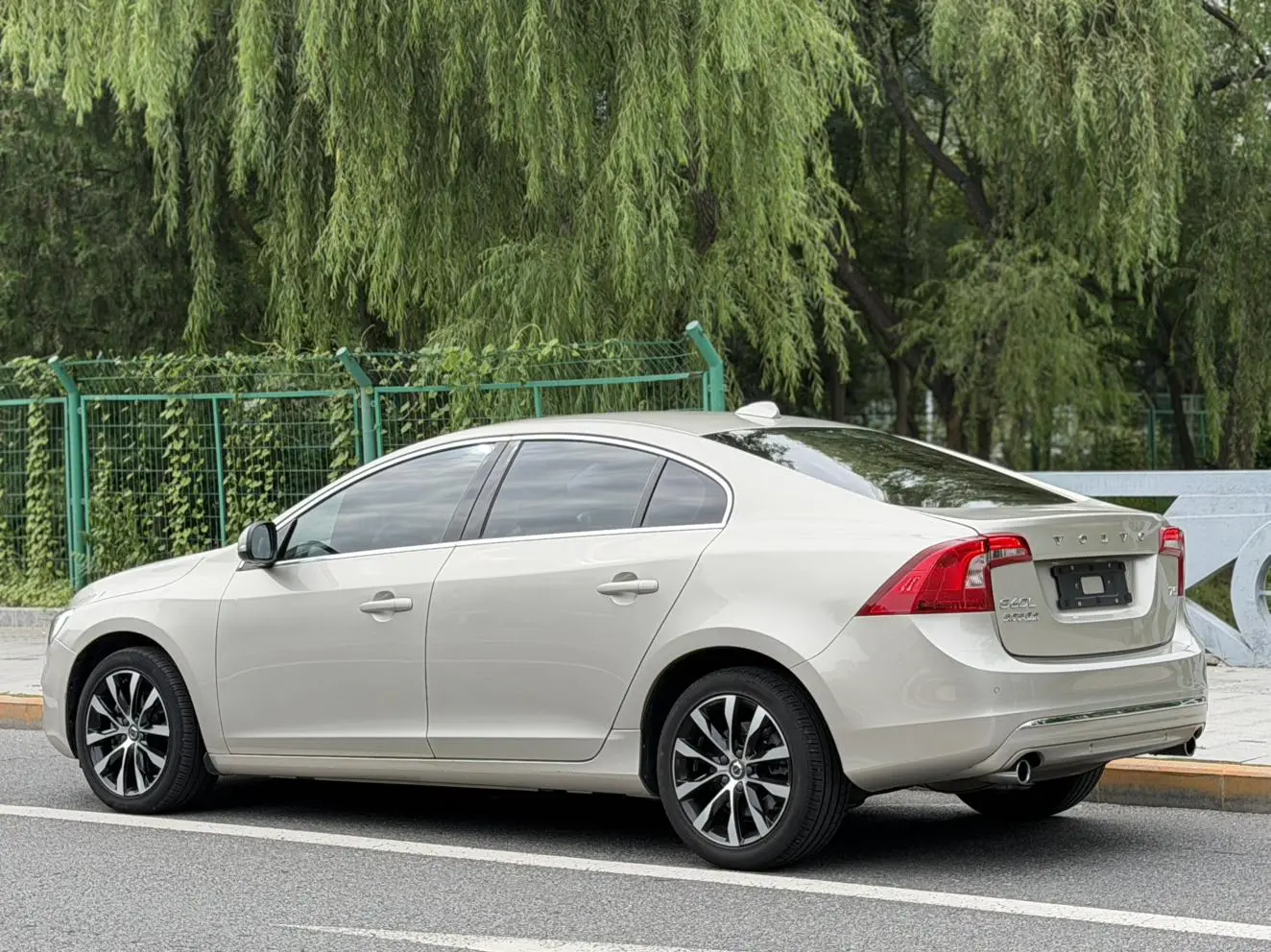 Volvo S60 2019 S60L T5 Vision