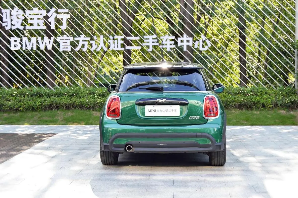 MINI MINI 2023 1.5T COOPER Artist