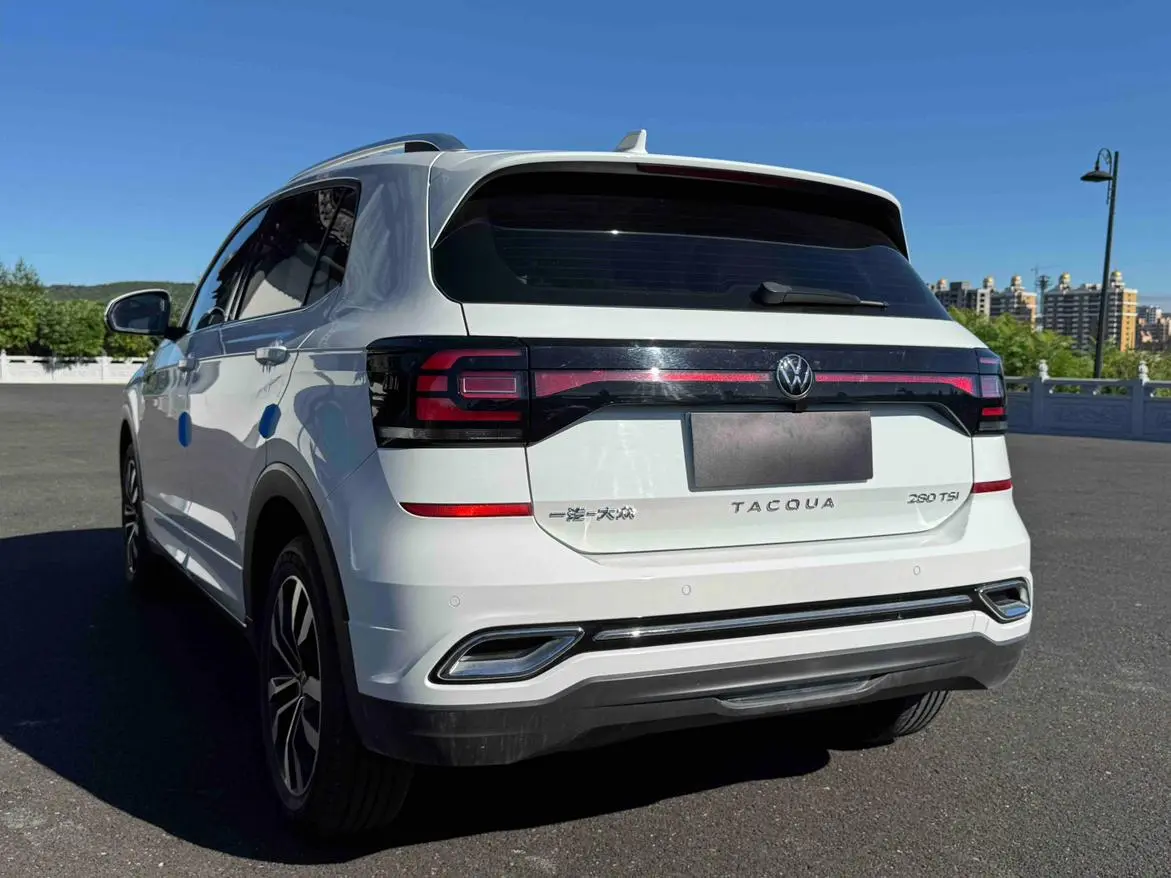 Volkswagen Tacqua 2021 280TSI DSG R-Line Smart Connected