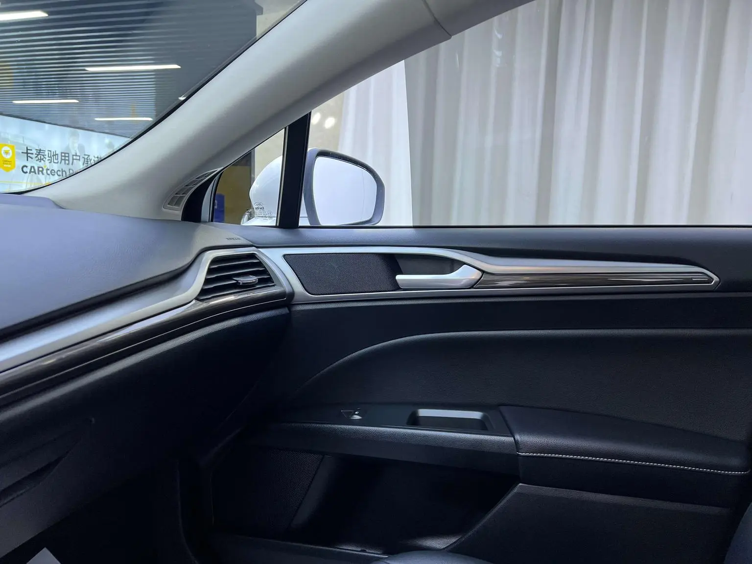 Ford Mondeo 2020 EcoBoost 180 Fashion