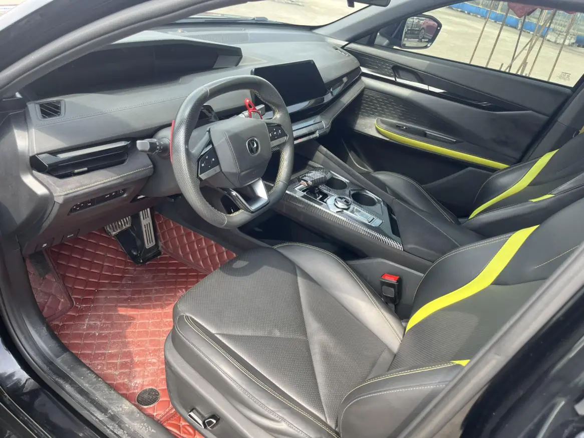 Changan UNI-V 2022 1.5T Sport