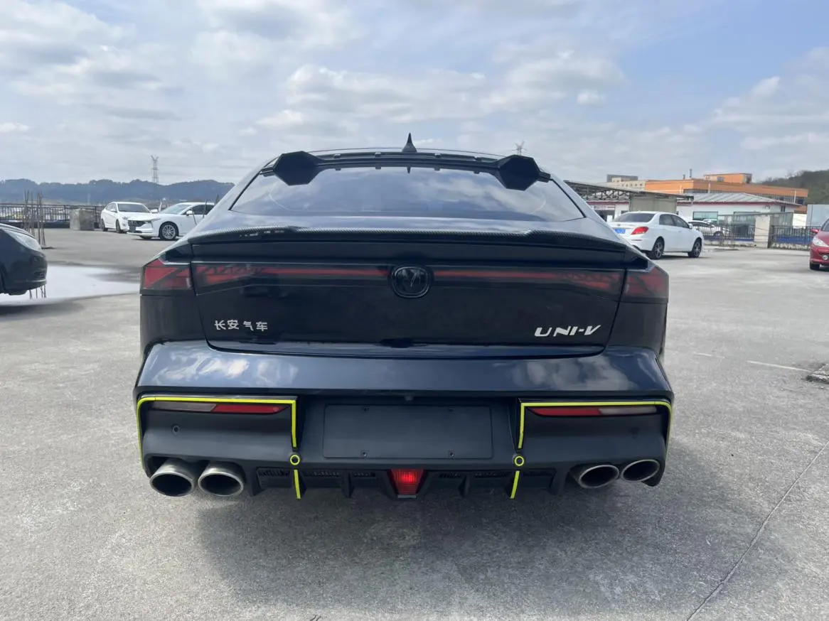 Changan UNI-V 2022 1.5T Sport