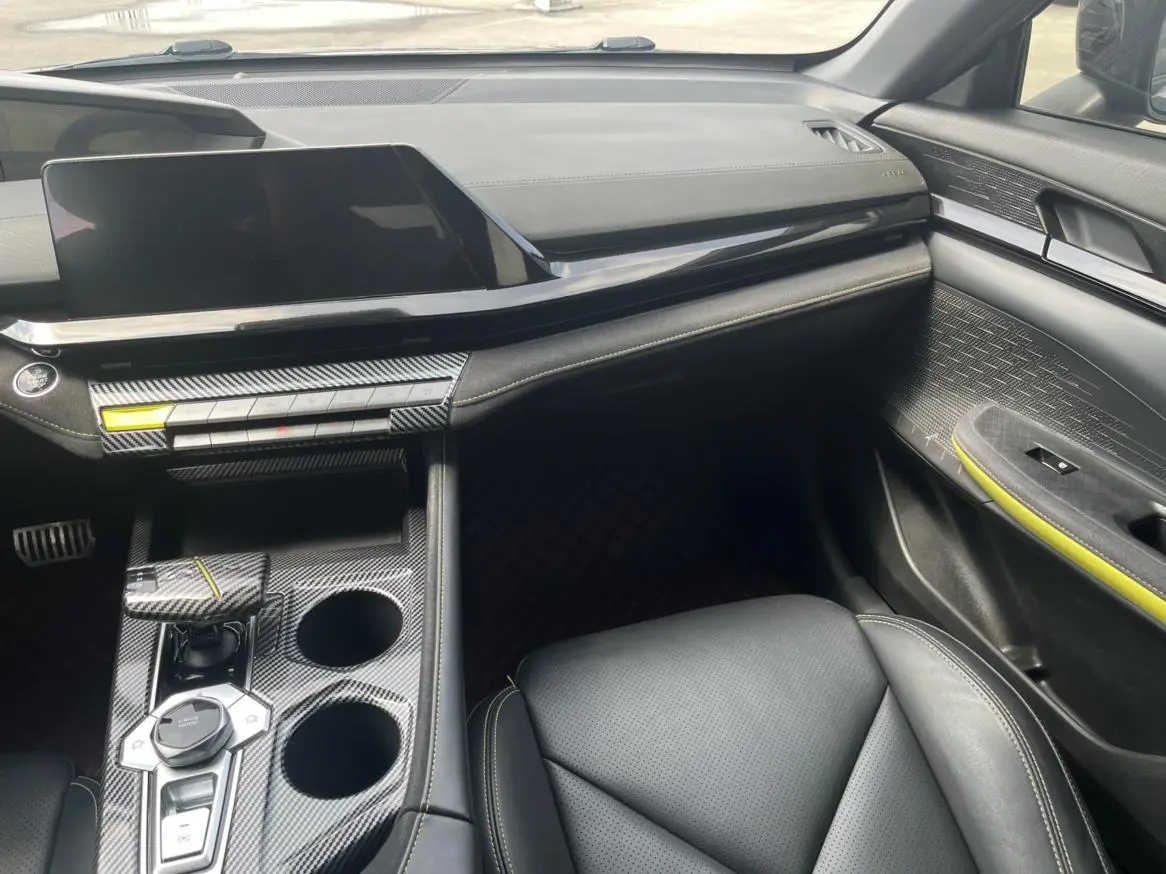 Changan UNI-V 2022 1.5T Sport