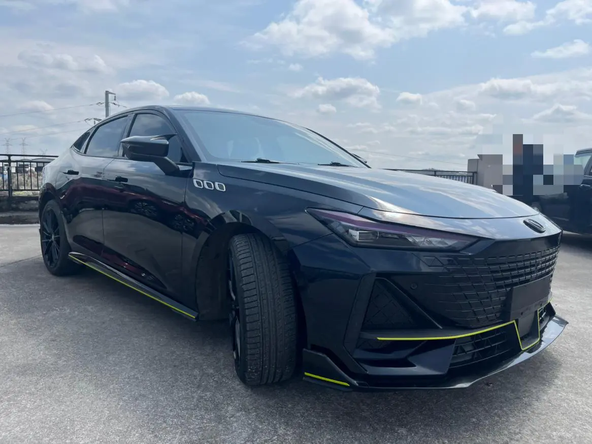 Changan UNI-V 2022 1.5T Sport