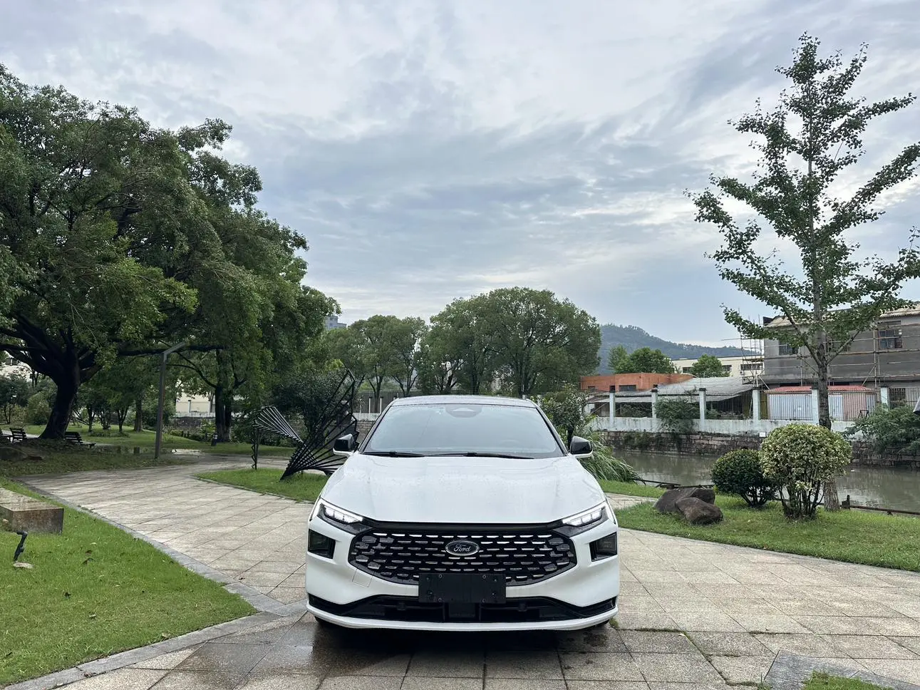 Ford Mondeo 2022 Facelift EcoBoost 245 Supreme