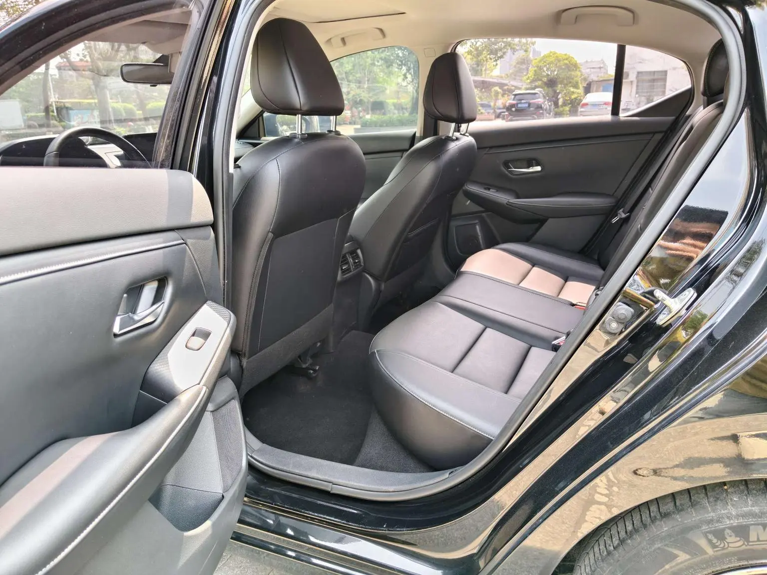 Nissan Sylphy 2020 Facelift 1.6L XL CVT Smart Enjoy
