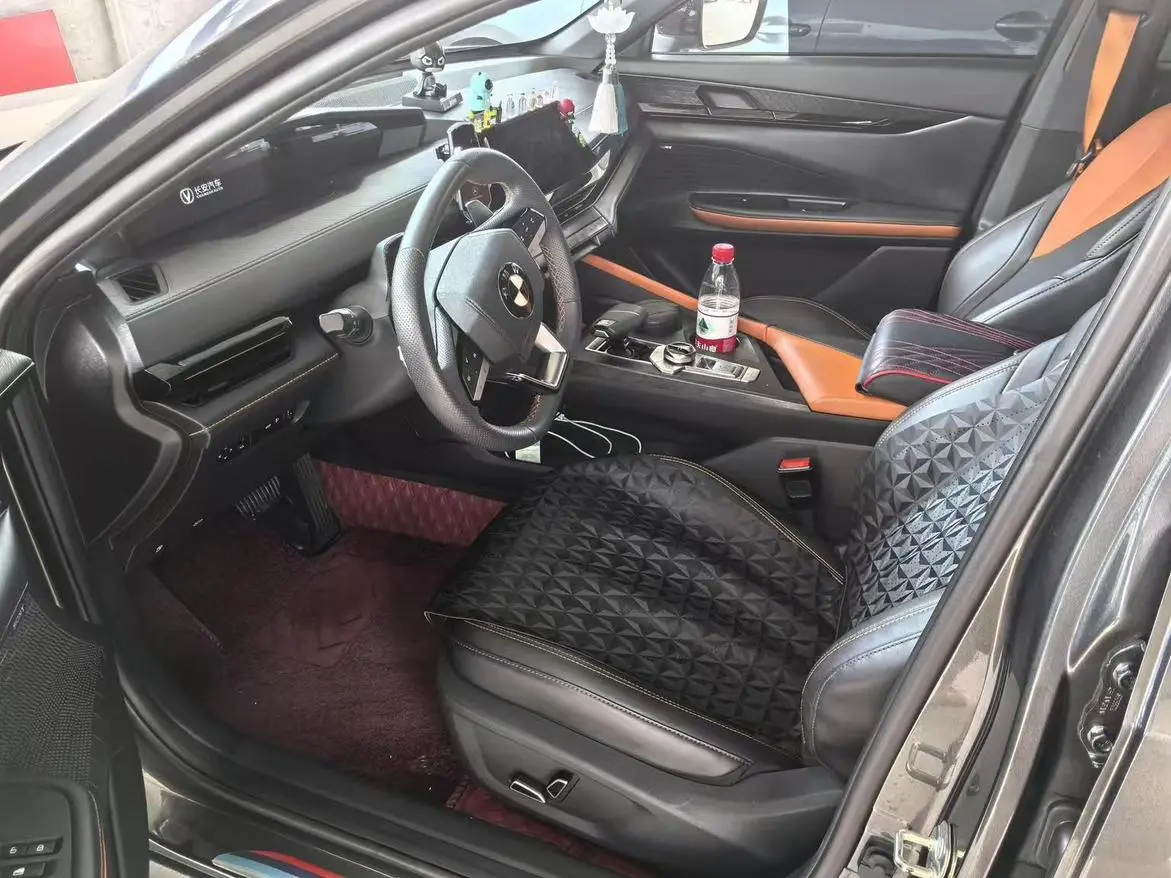Changan UNI-V 2022 1.5T Smart Pilot