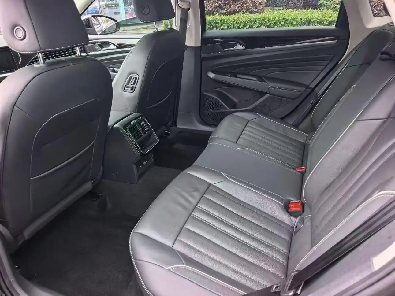 Volkswagen Passat 2022 330TSI Starry Sky Elite