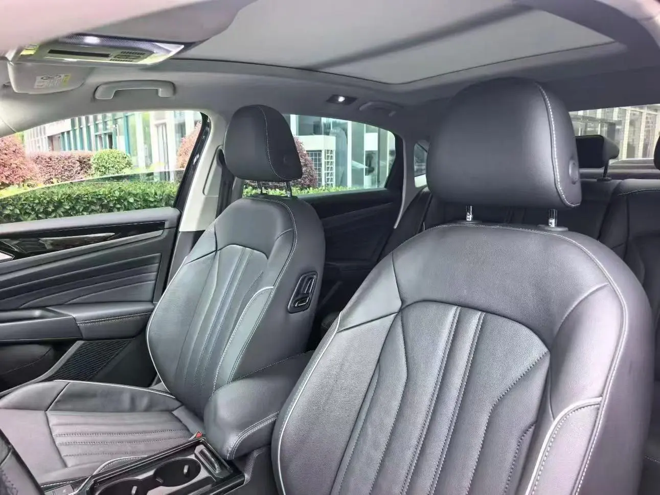Volkswagen Passat 2022 330TSI Starry Sky Elite