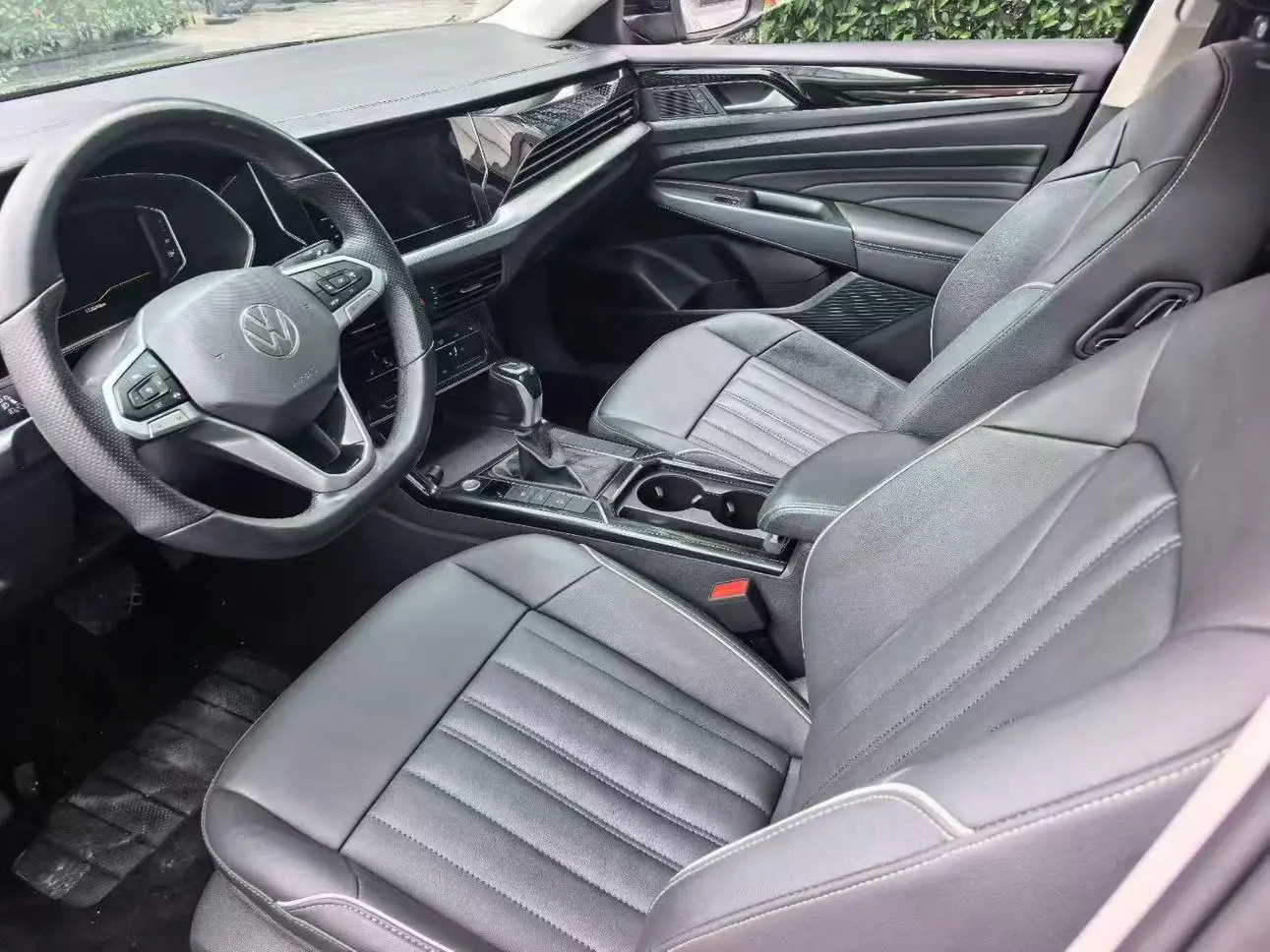 Volkswagen Passat 2022 330TSI Starry Sky Elite
