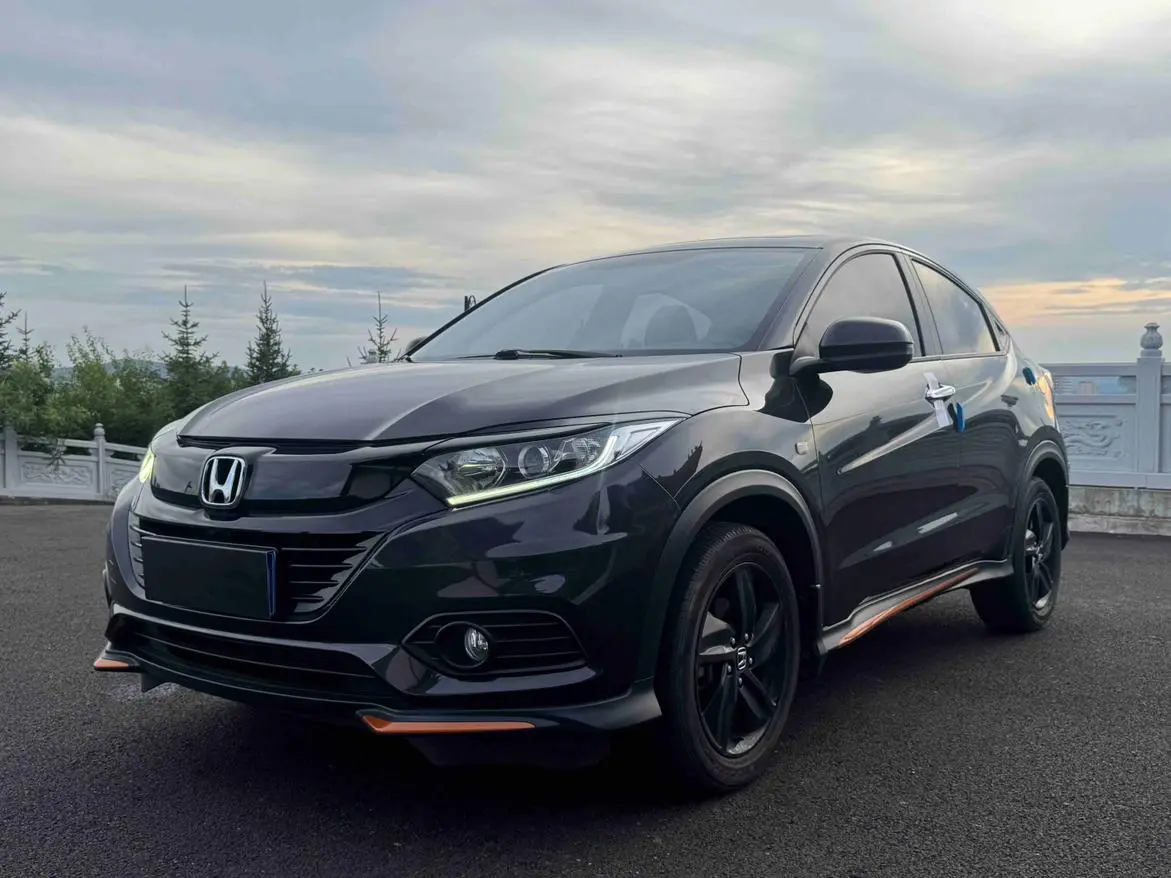 Honda Vezel 2022 1.5L CVT Phantom Night Pioneer