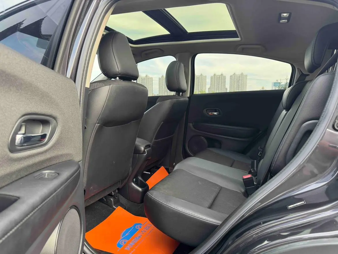 Honda Vezel 2022 1.5L CVT Phantom Night Pioneer