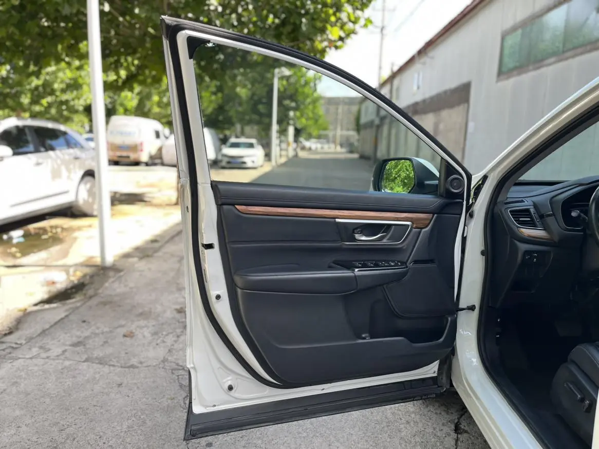 Honda CR-V 2020 Shine Plus 240TURBO CVT 4WD Luxury