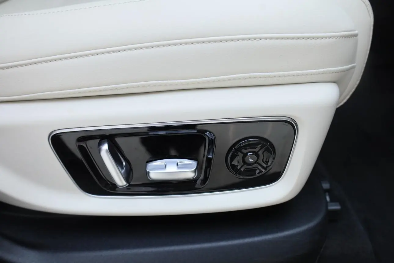 Li Auto L8 2025 Ultra Smart Renewal