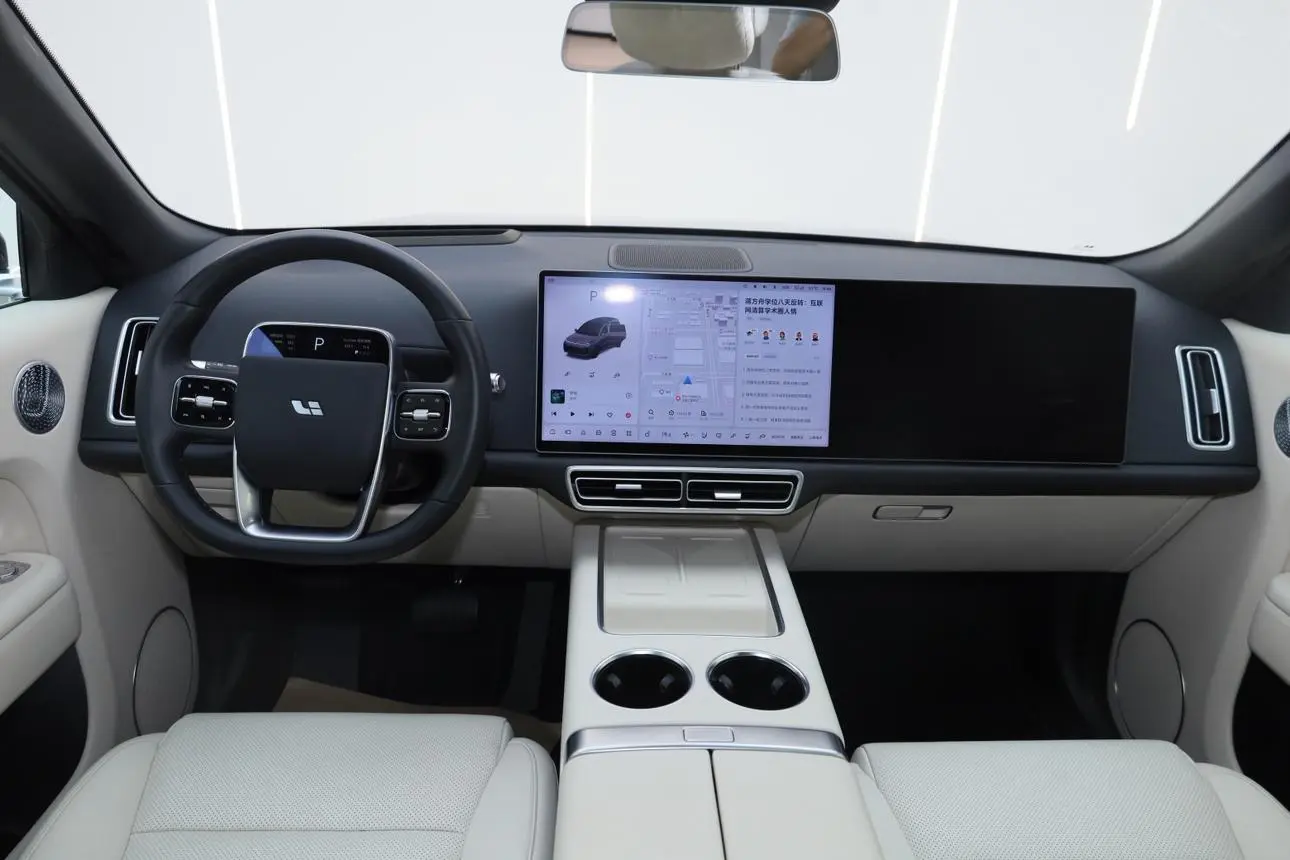 Li Auto L8 2025 Ultra Smart Renewal