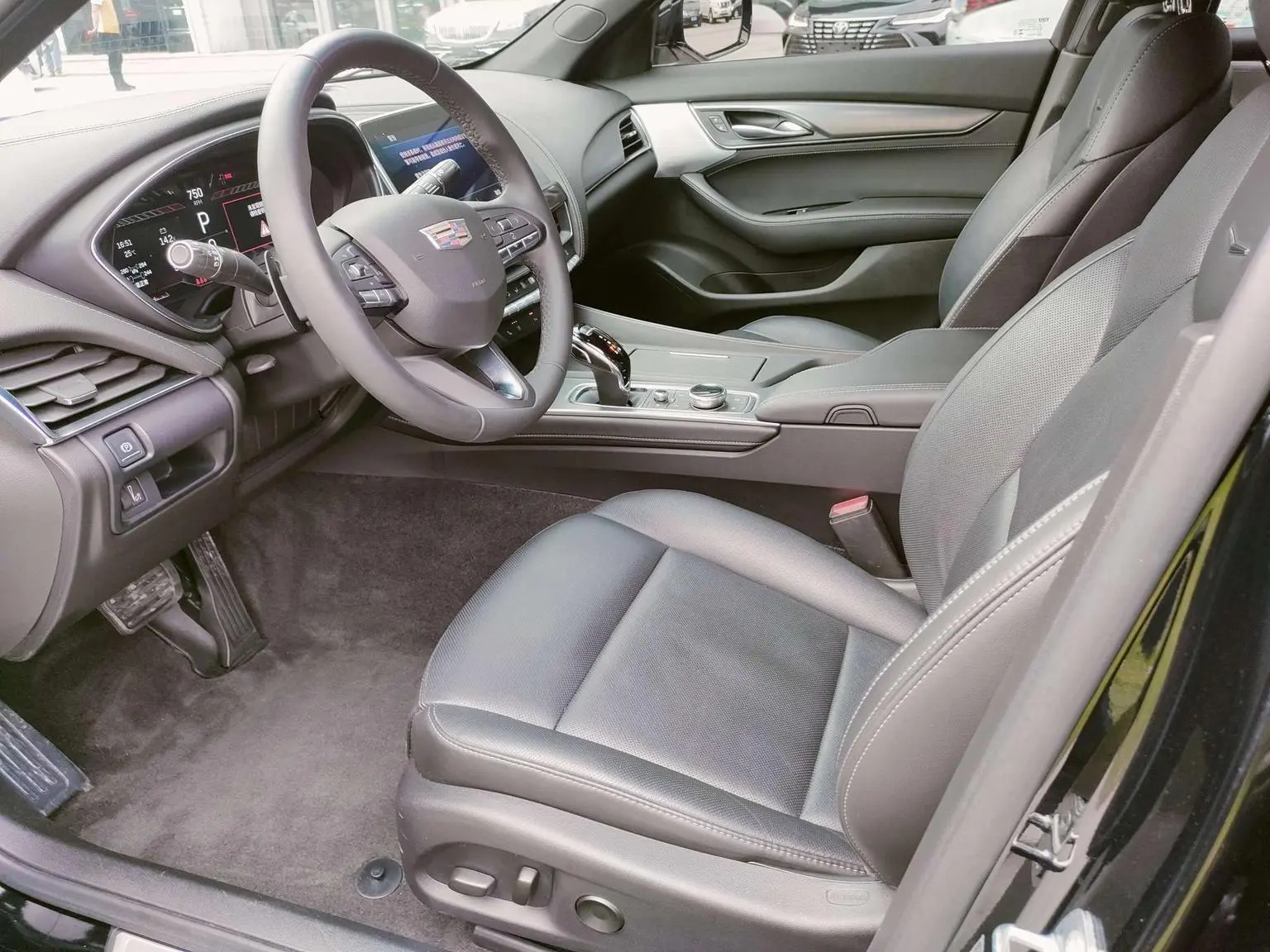 Cadillac CT5 2023 28T Luxury Standard