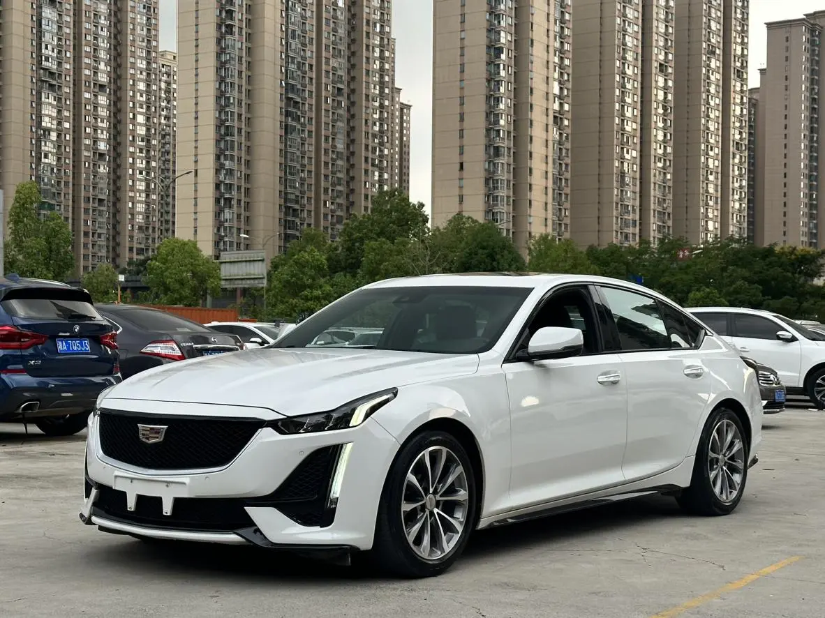 Cadillac CT5 2021 28T Leading Sport