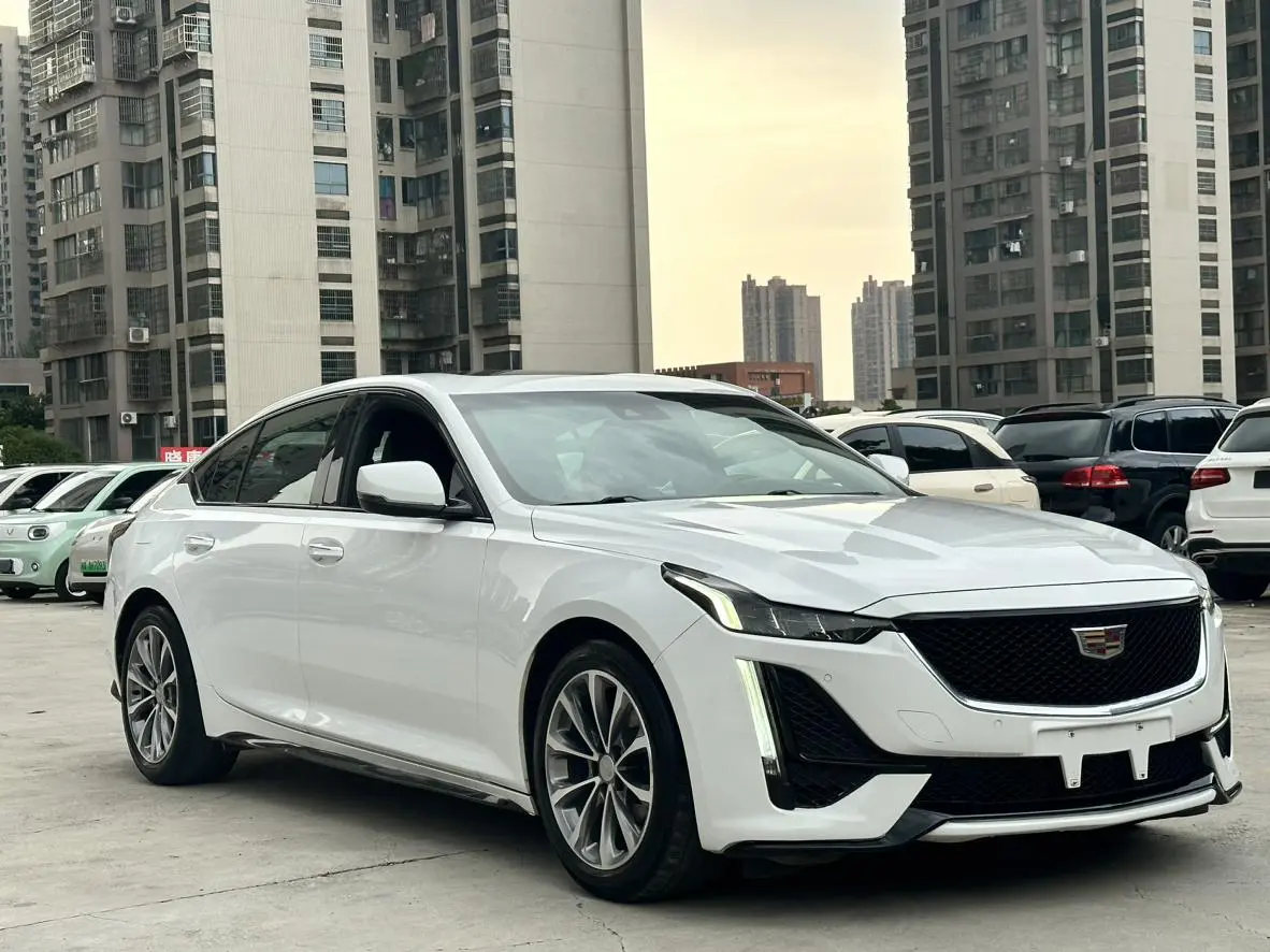 Cadillac CT5 2021 28T Leading Sport