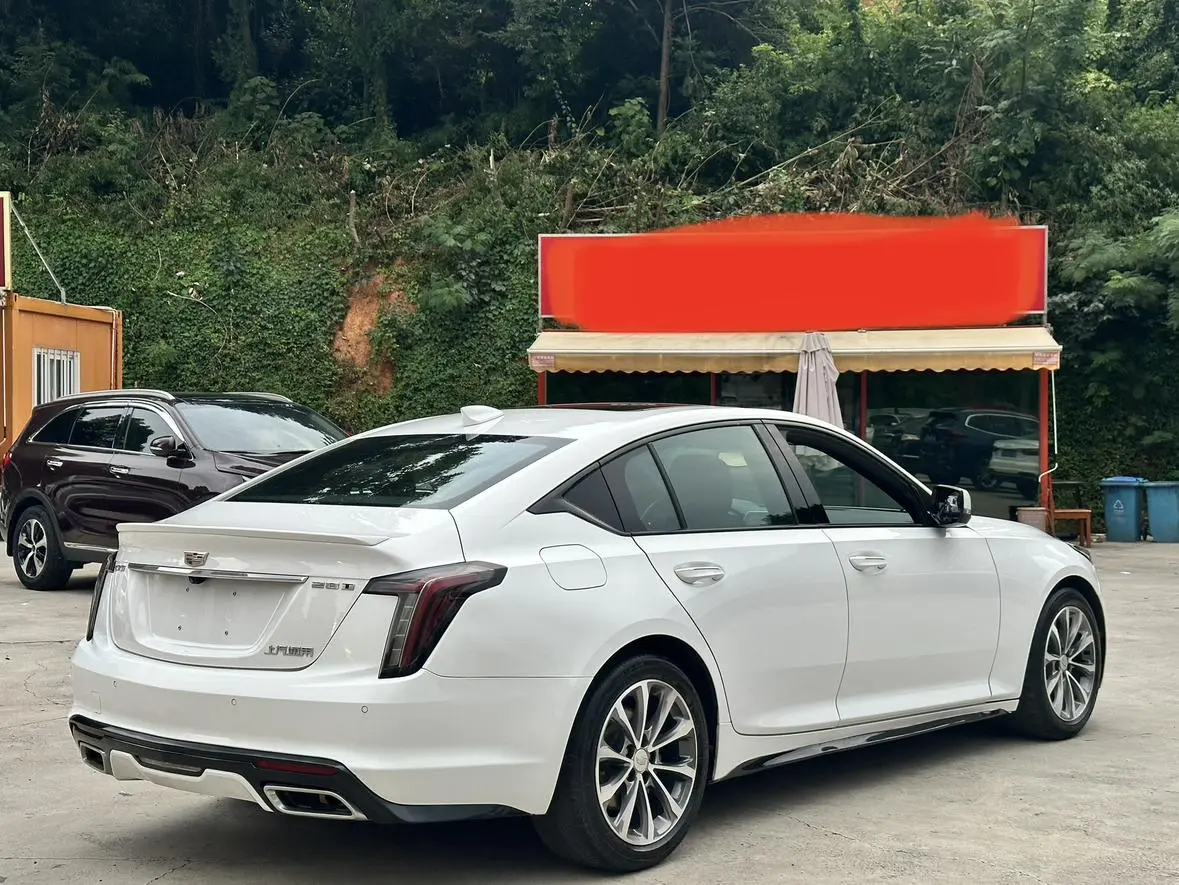 Cadillac CT5 2021 28T Leading Sport