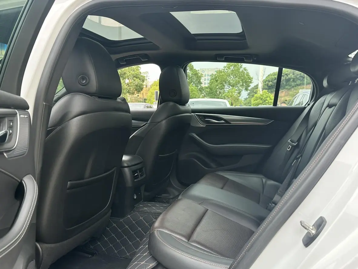 Cadillac CT5 2021 28T Leading Sport