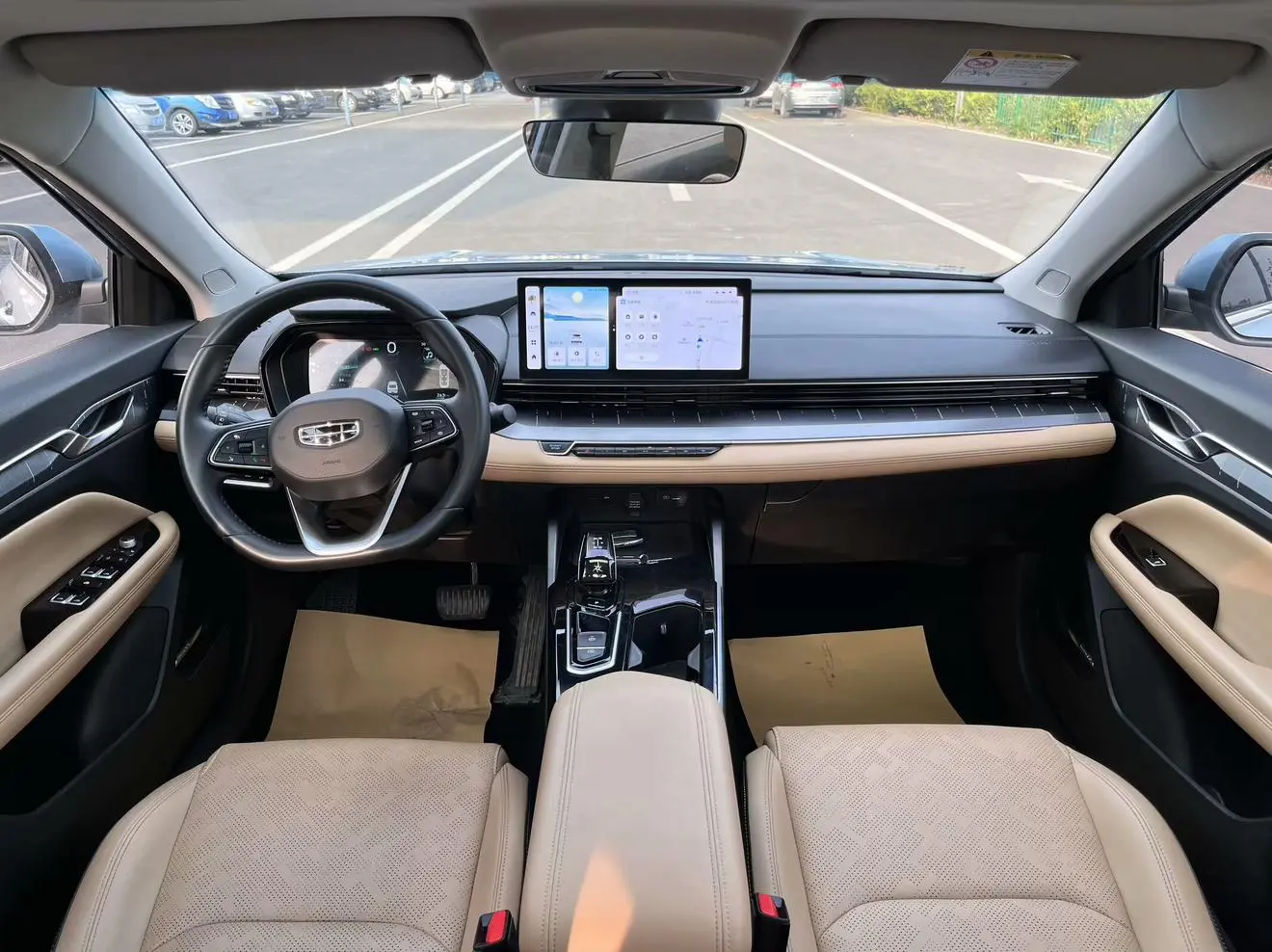 Geely Emgrand L HiP 2024 1.5TD-DHT Pro Champion 100KM Excellence