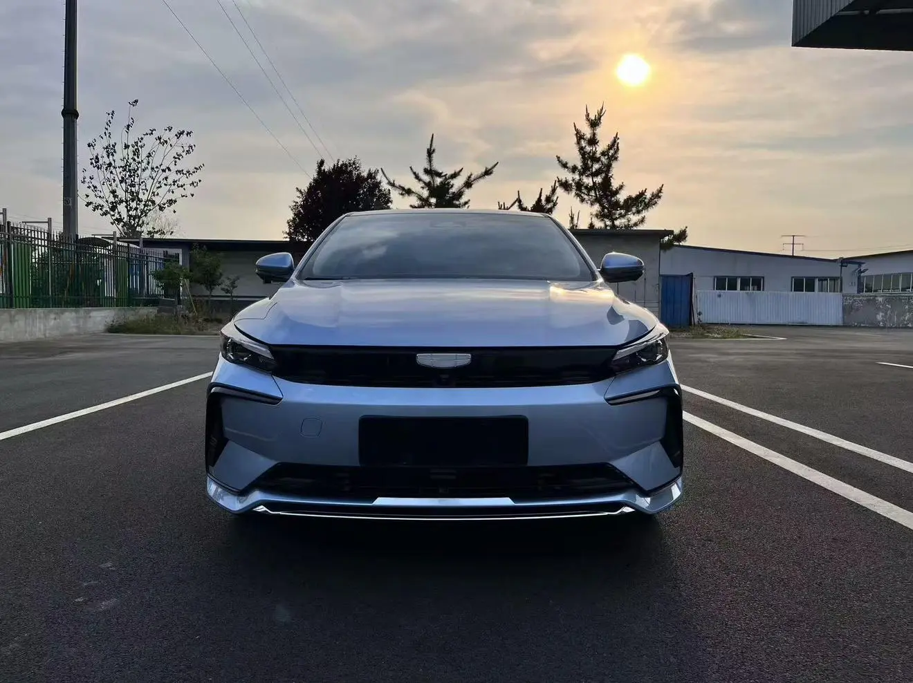 Geely Emgrand L HiP 2024 1.5TD-DHT Pro Champion 100KM Excellence