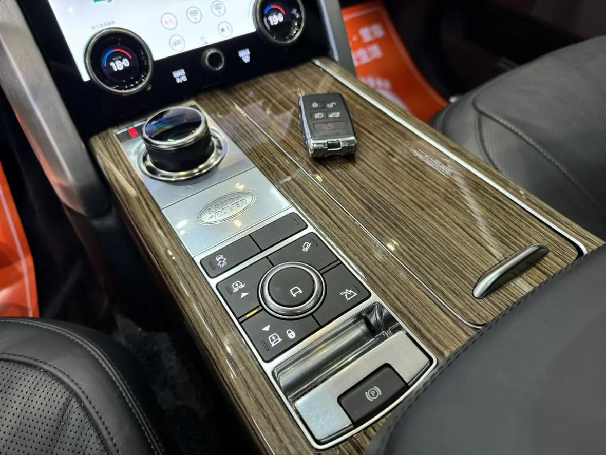 Land Rover Range Rover 2019 3.0 V6 SC Heritage LWB