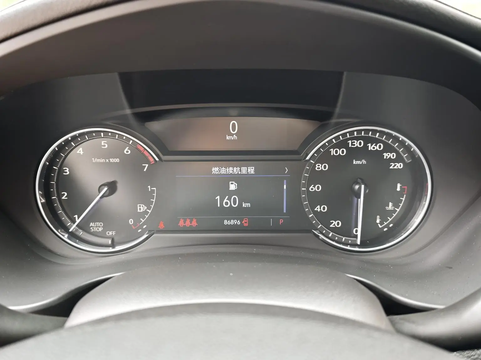 Cadillac XT4 2020 Facelift 28T 2WD Leading