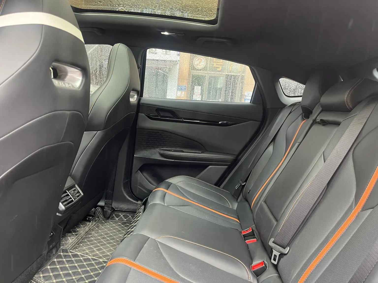 Changan UNI-V 2024 1.5T Premium Plus
