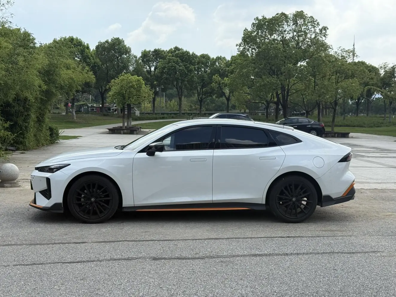 Changan UNI-V 2024 1.5T Premium Prestige Sport