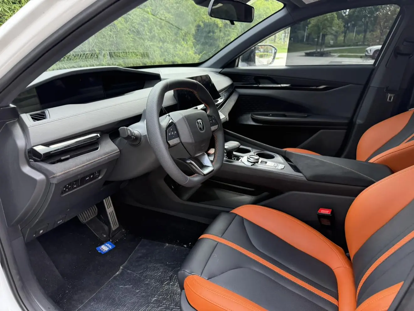 Changan UNI-V 2024 1.5T Premium Prestige Sport