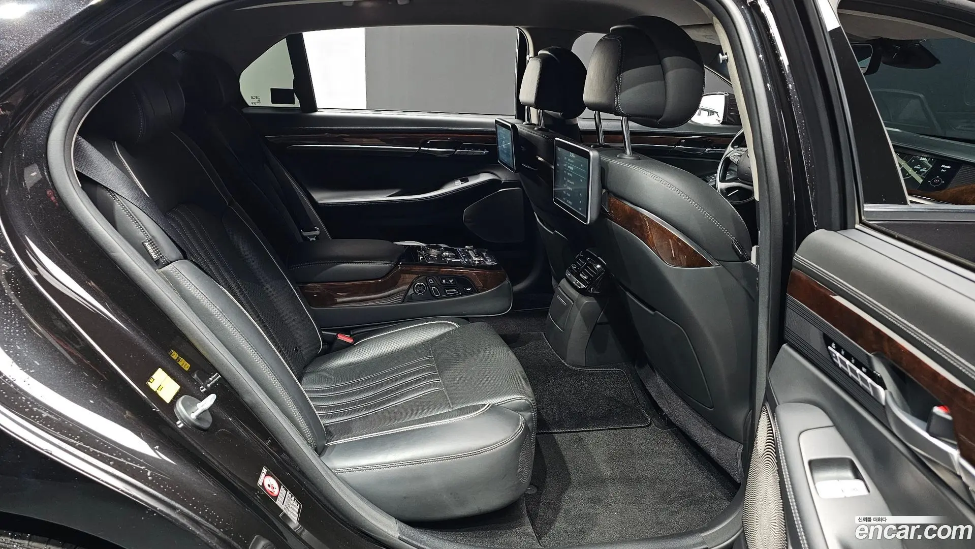 Genesis EQ900 5.0 GDI AWD