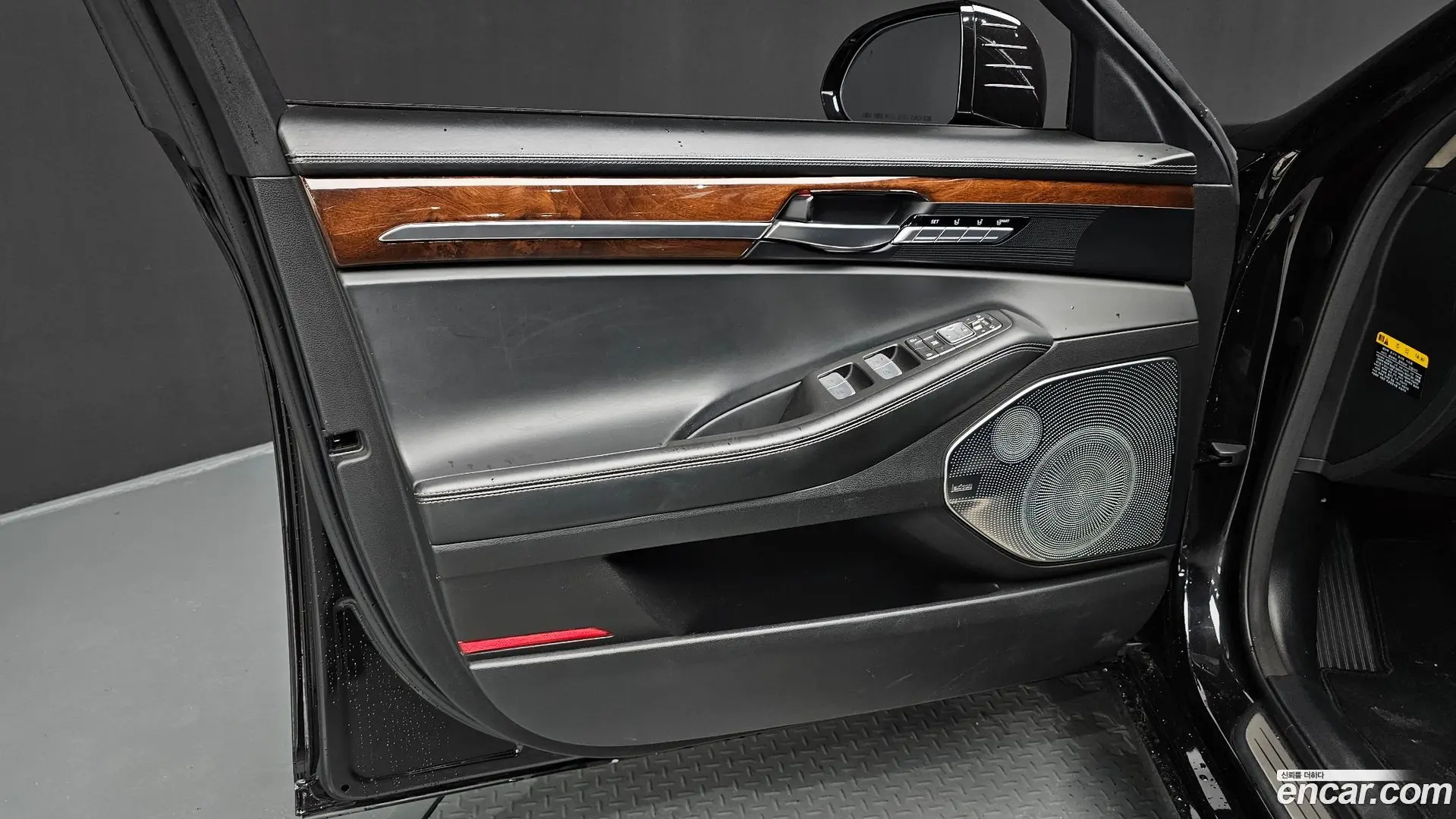 Genesis EQ900 5.0 GDI AWD