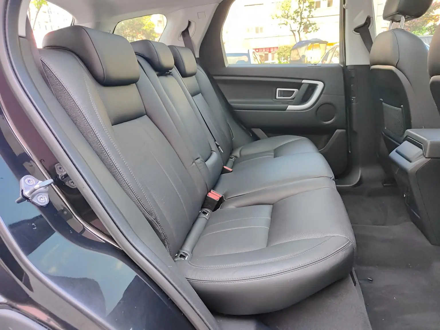Land Rover Discovery Sport 2018 240PS SE