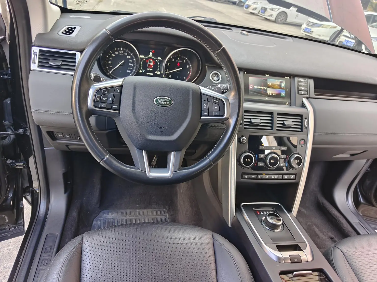 Land Rover Discovery Sport 2018 240PS SE